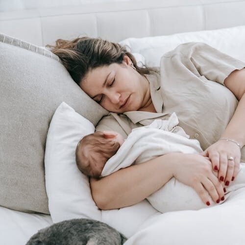 Baby and mother sleeping | Easy Kid Sleep